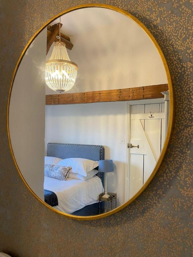 Hebe Cottage - Idyllic And Homely With Attention To Detail Atworth Екстер'єр фото